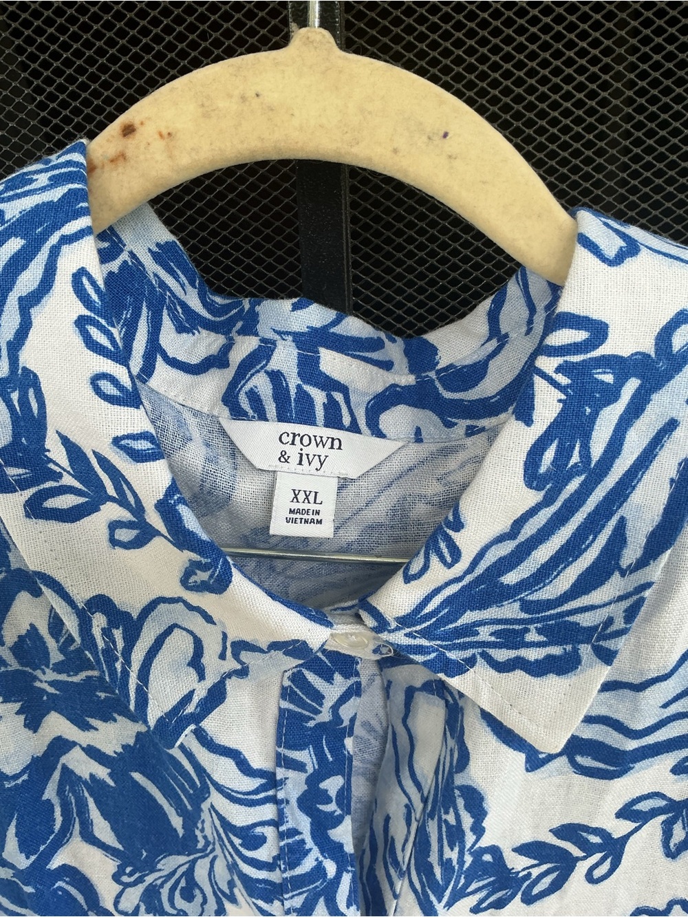 crown & ivy Blue and White Floral Maxi Dress - Picture 3 of 4